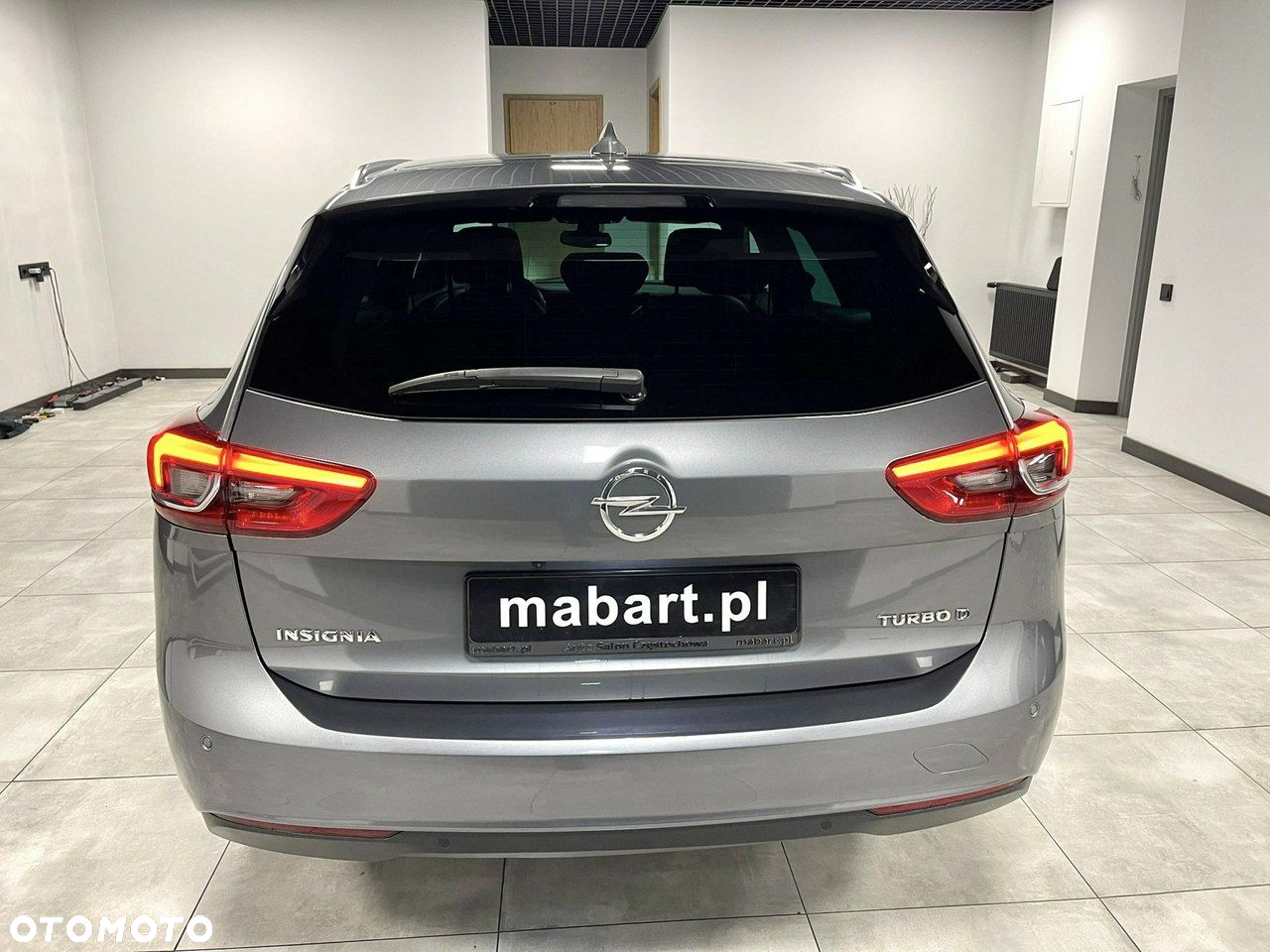 Opel Insignia Sports Tourer 2.0 Diesel Ultimate Exclusive - 4