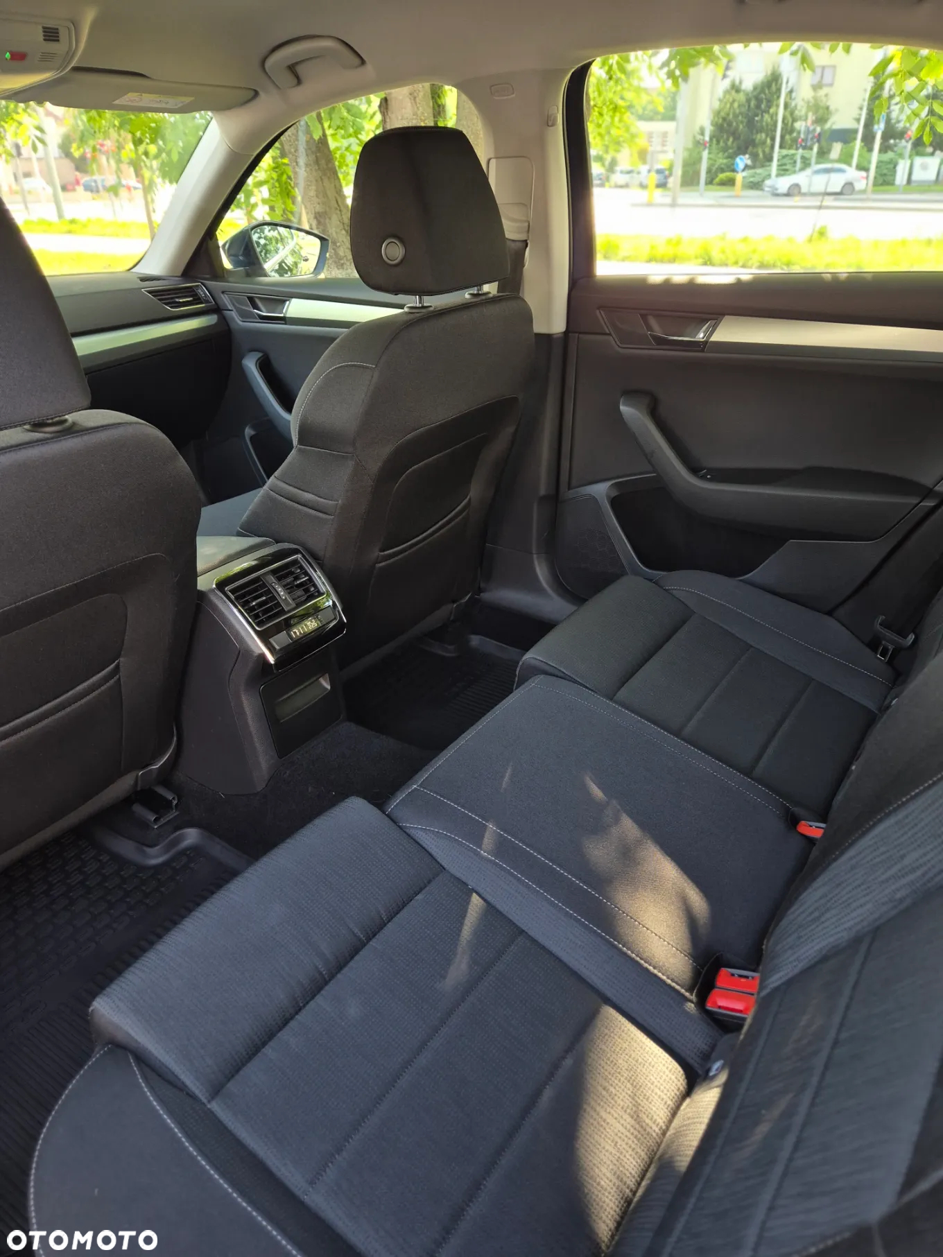 Skoda Superb 1.5 TSI ACT Style DSG - 23