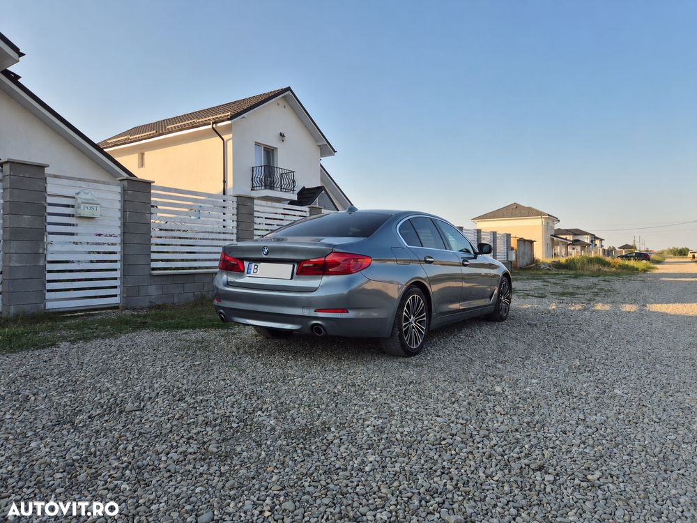 BMW Seria 5 520i AT - 5