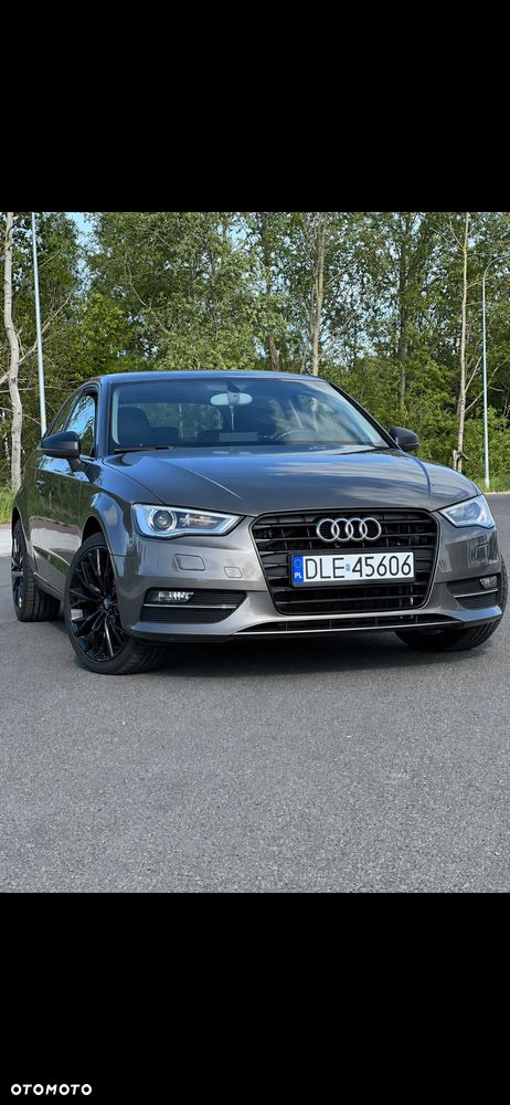 Audi A3 3-drzwiowe 1.6 TDI S tronic Attraction - 1