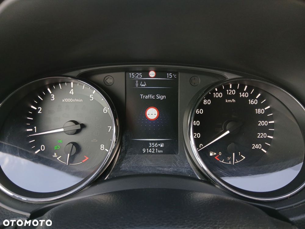 Nissan Qashqai 1.2 DIG-T Acenta - 19