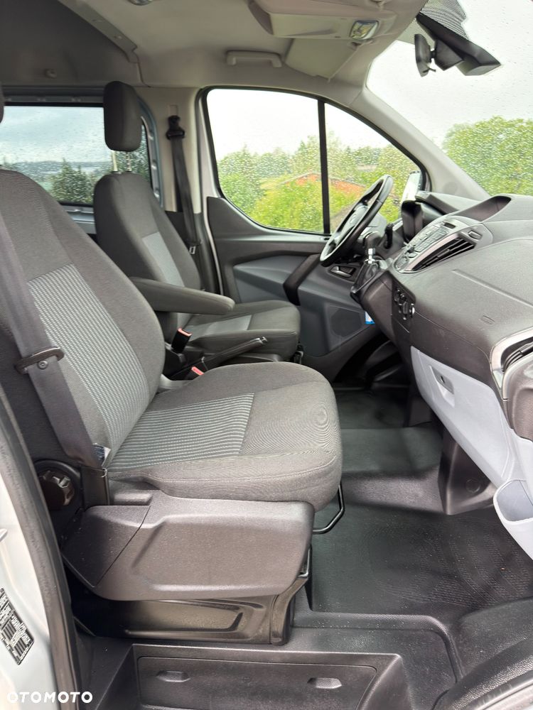 Ford Transit Custom - 11