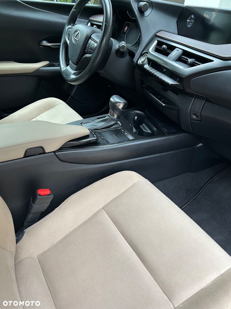 Lexus UX 200 GPF Business 2WD - 7