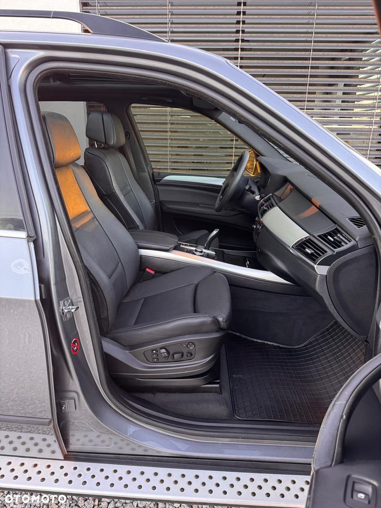BMW X5 xDrive35d - 18