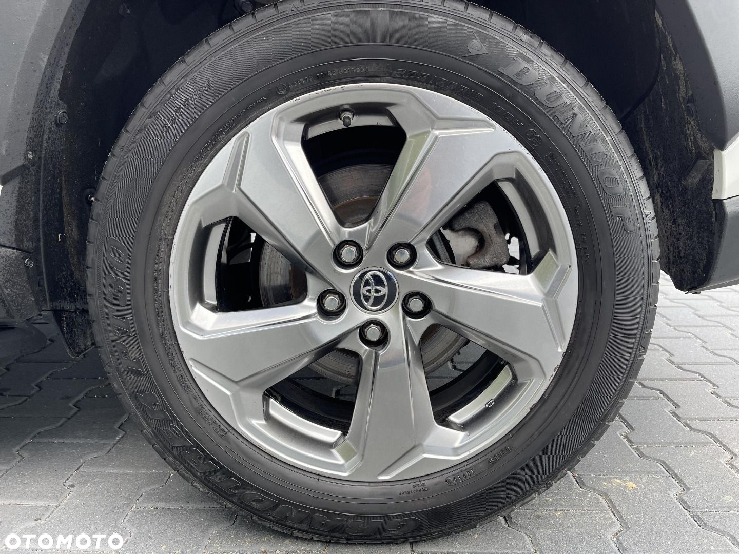 Toyota RAV4 - 22