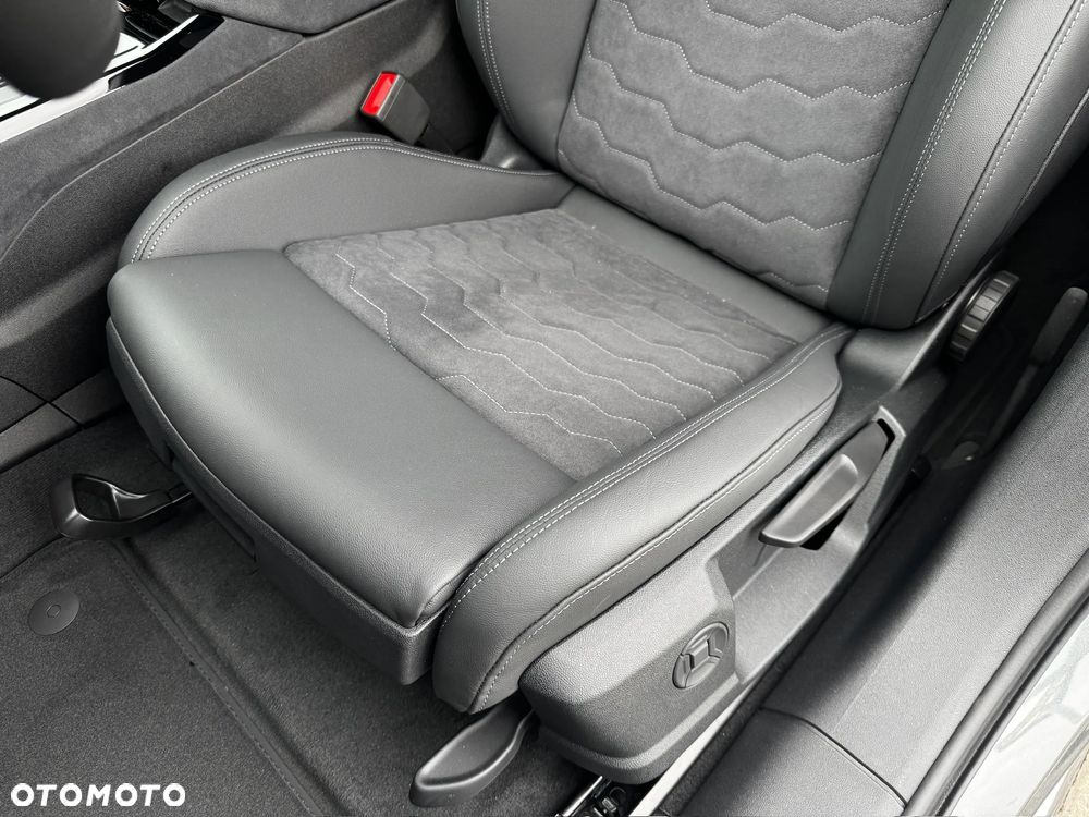 Audi A6 Avant e-tron - 28