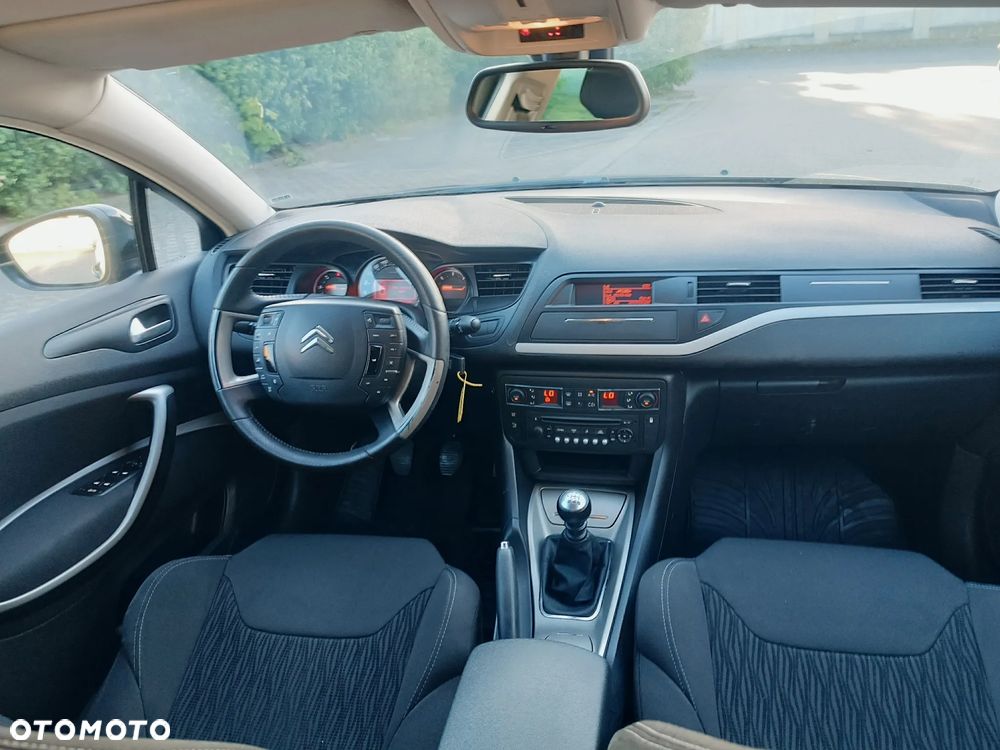Citroën C5 HDi 140 FAP Confort - 17