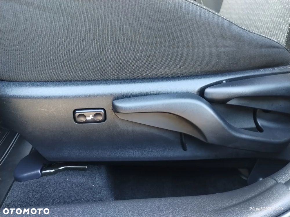 Toyota Auris 1.6 Valvematic Life - 25