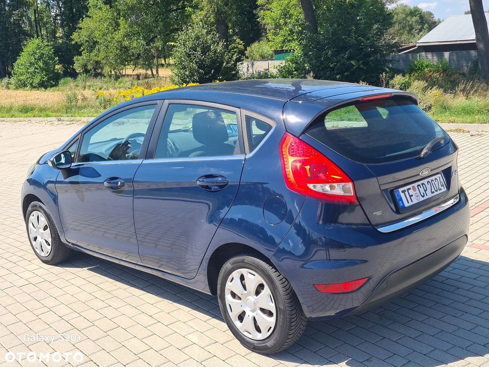 Ford Fiesta - 2