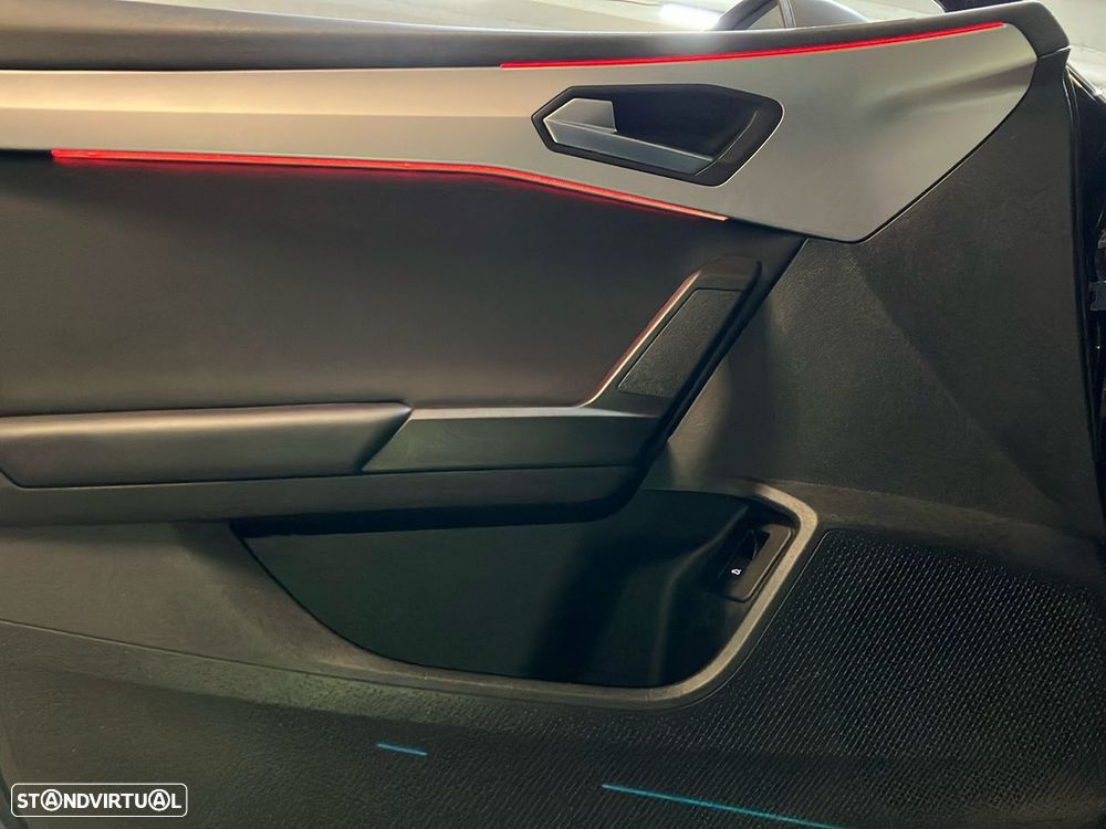 SEAT Leon ST 1.5 eTSI FR DSG - 20