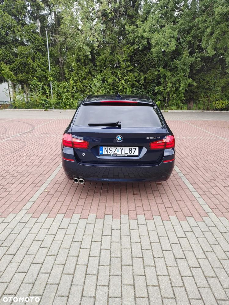 BMW Seria 5 520d Touring - 7