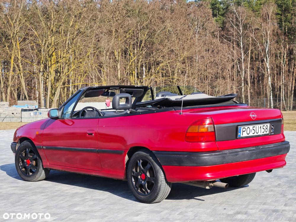 Opel Astra 1.6 GT - 16