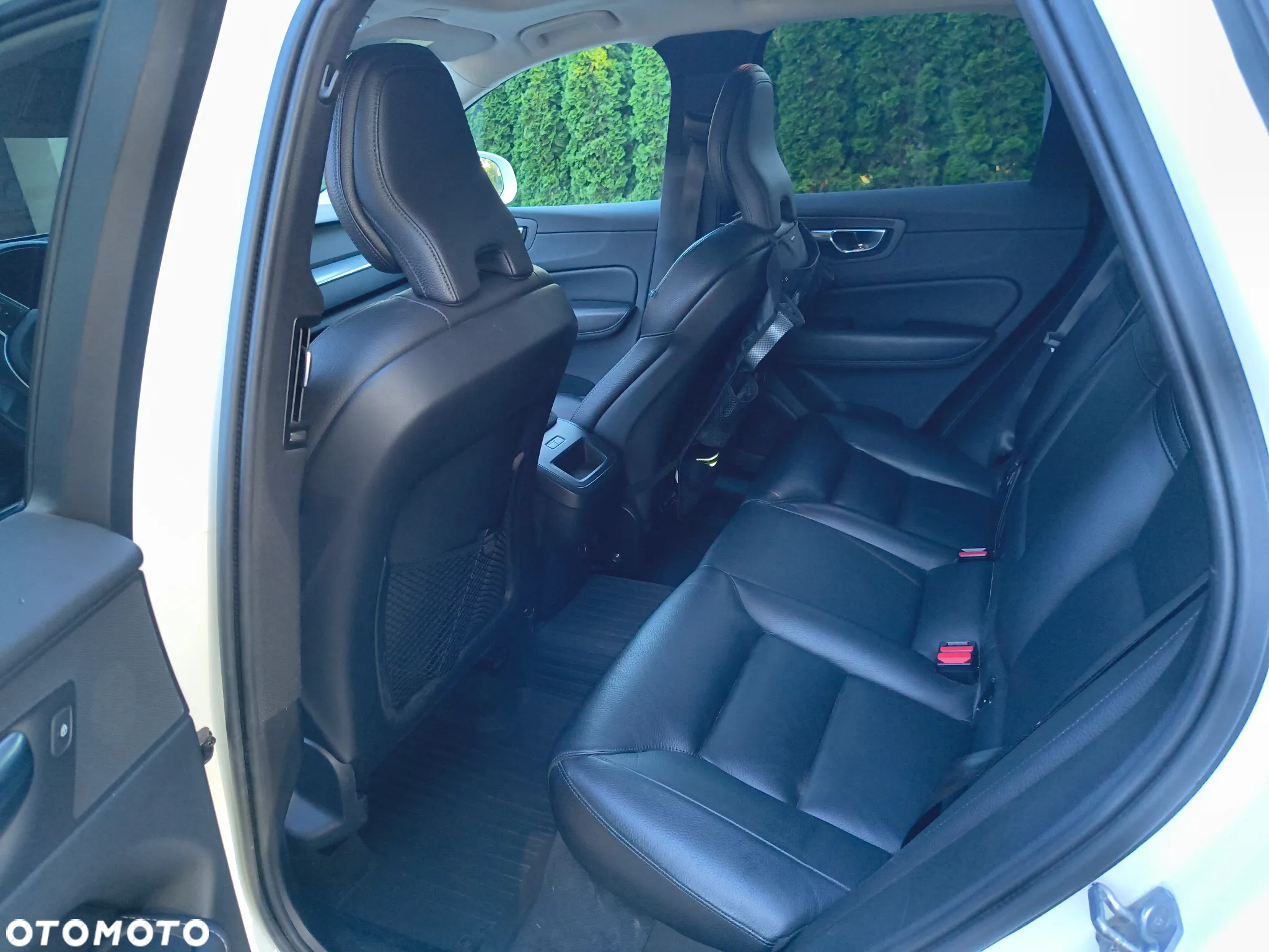 Volvo XC 60 T5 AWD Momentum - 8