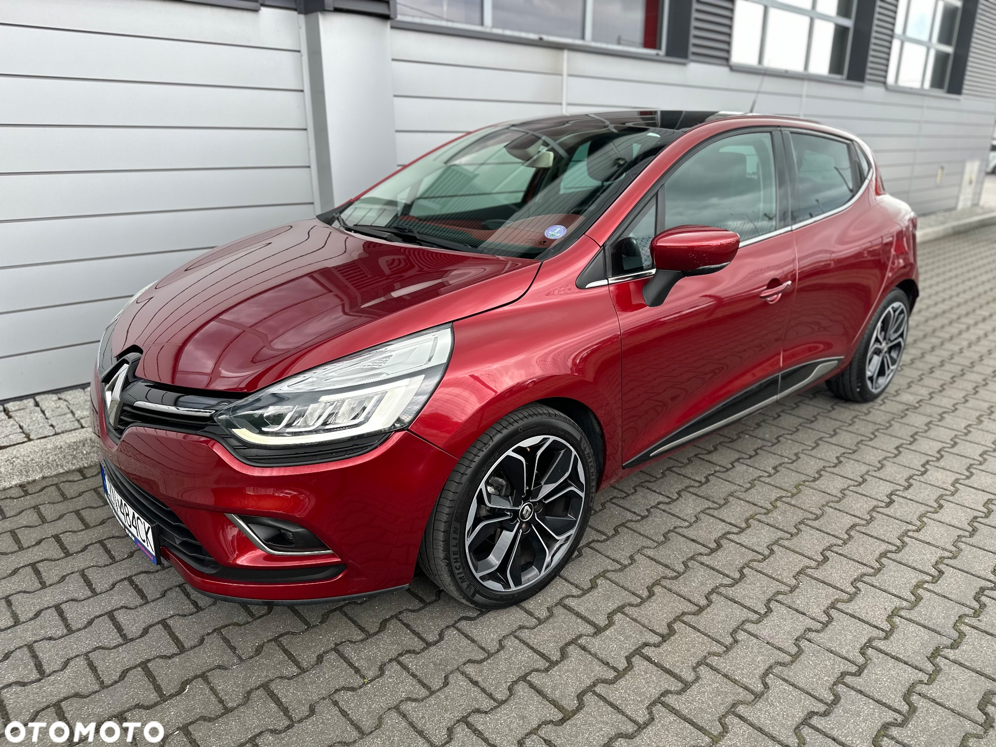 Renault Clio ENERGY TCe 120 INTENS - 3