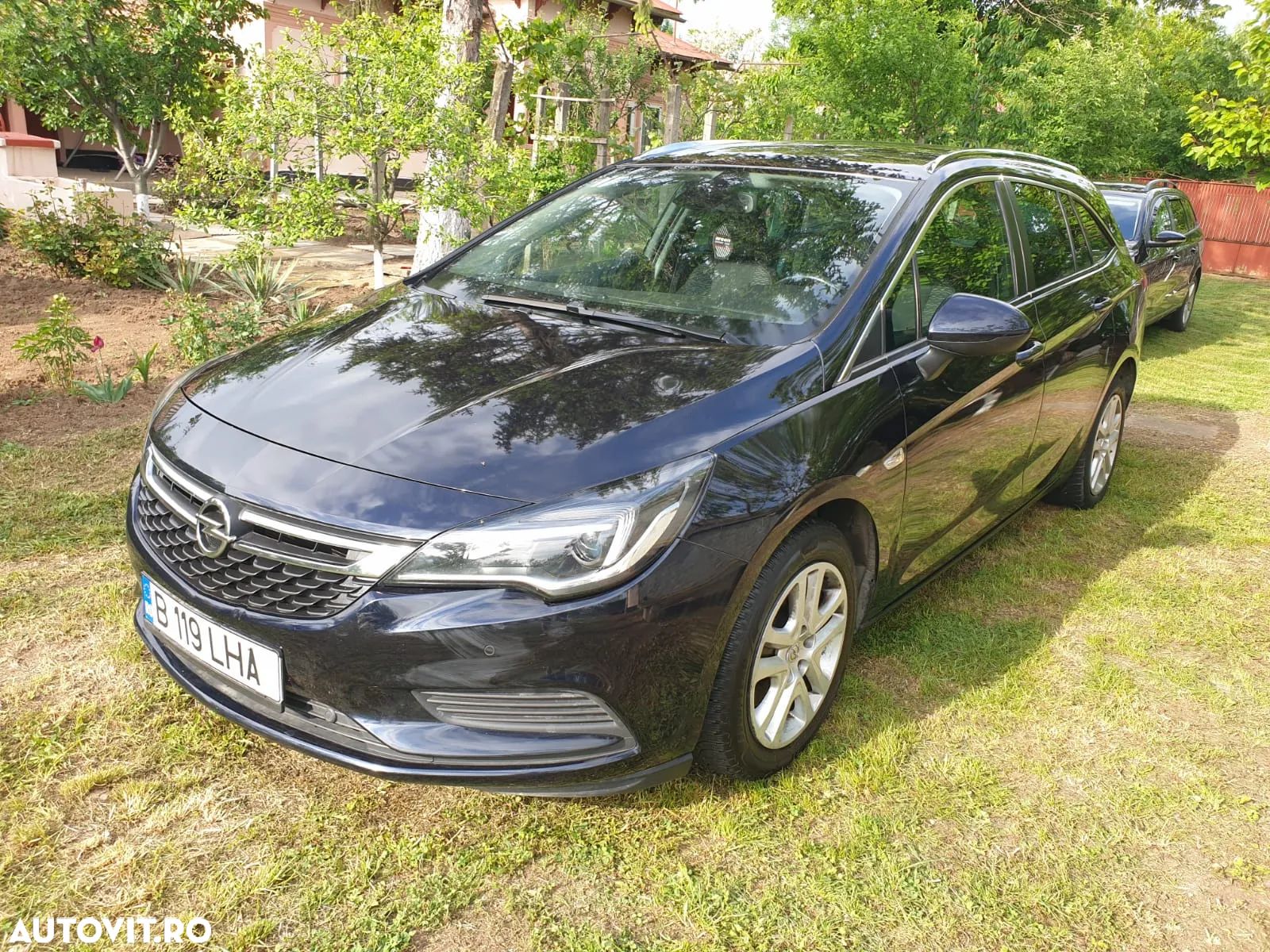 Opel Astra 1.6 CDTI Start/Stop Sports Tourer Active - 1