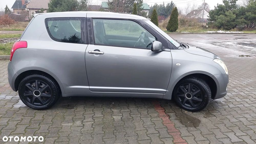 Suzuki Swift - 5