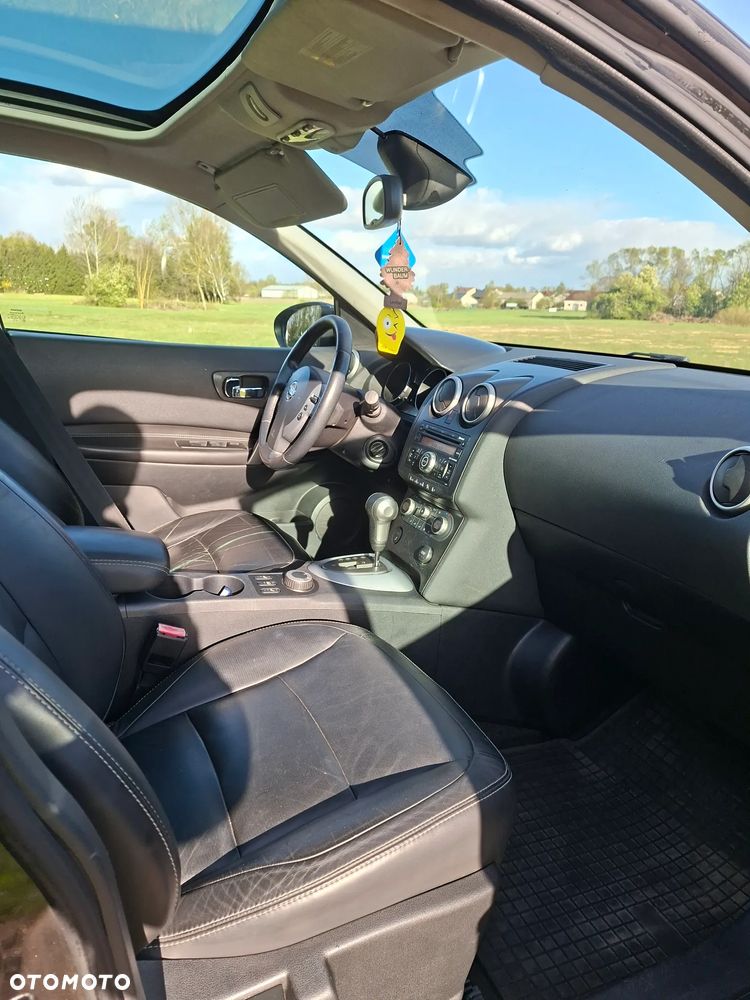 Nissan Qashqai 2.0 4 x 4 CVT lounge - 16