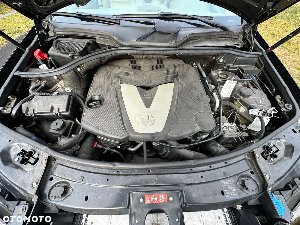 Mercedes-Benz ML 300 CDI 4Matic 7G-TRONIC DPF BlueEFFICIENCY - 34