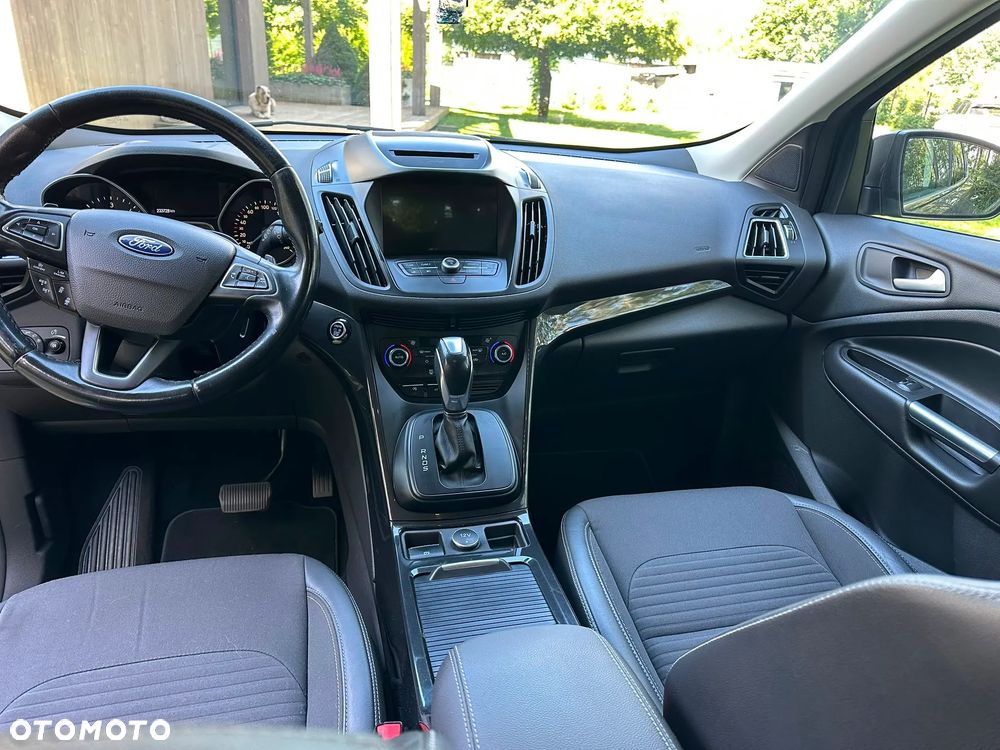 Ford Kuga - 19