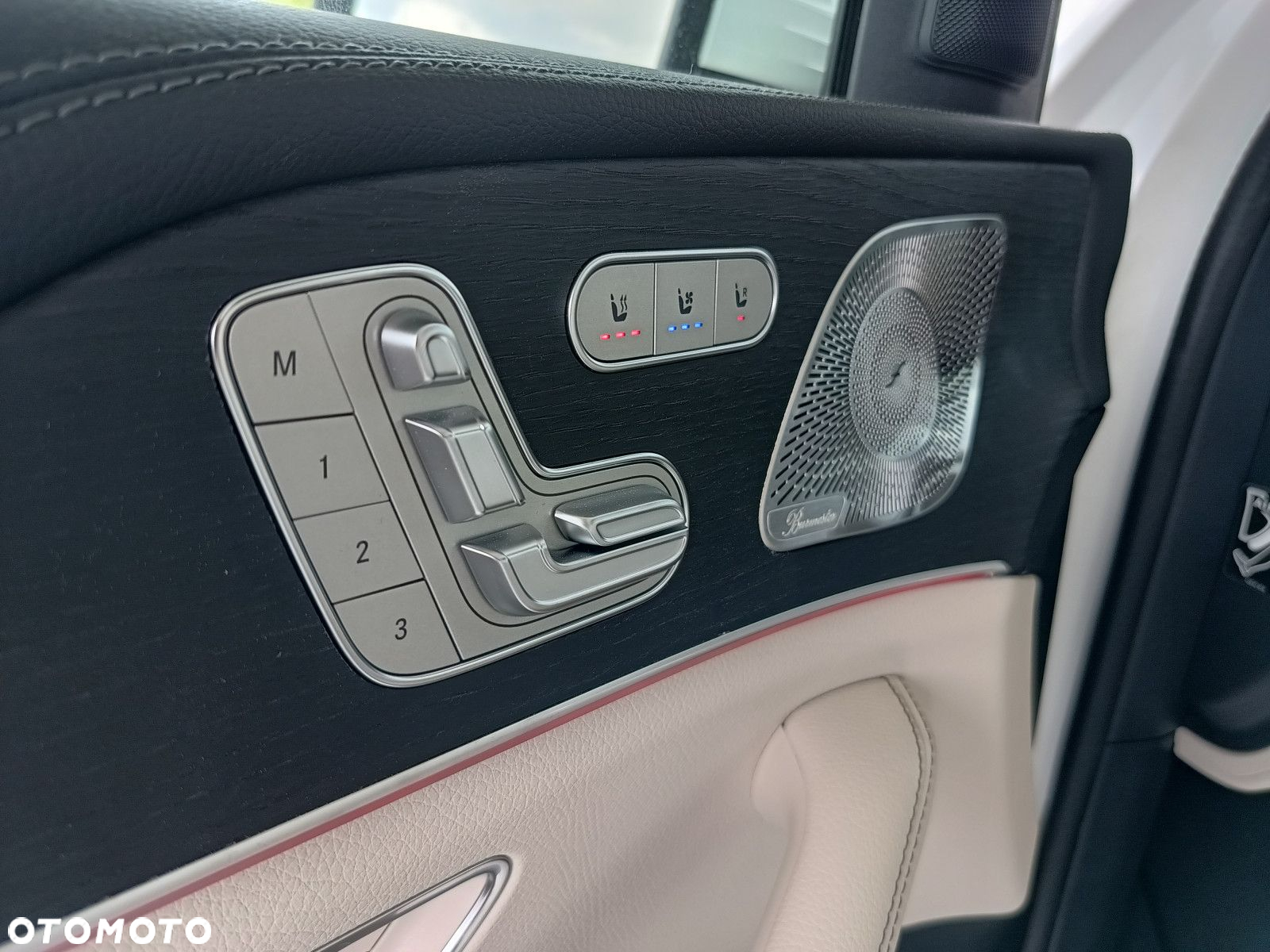 Mercedes-Benz GLE - 31