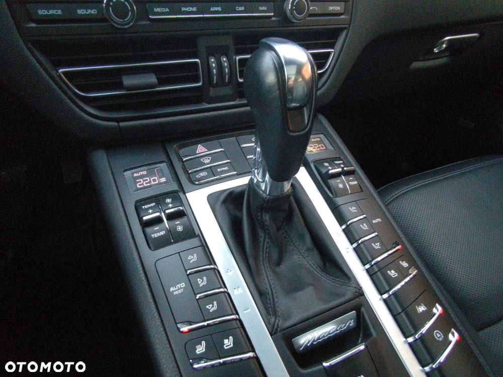 Porsche Macan - 39