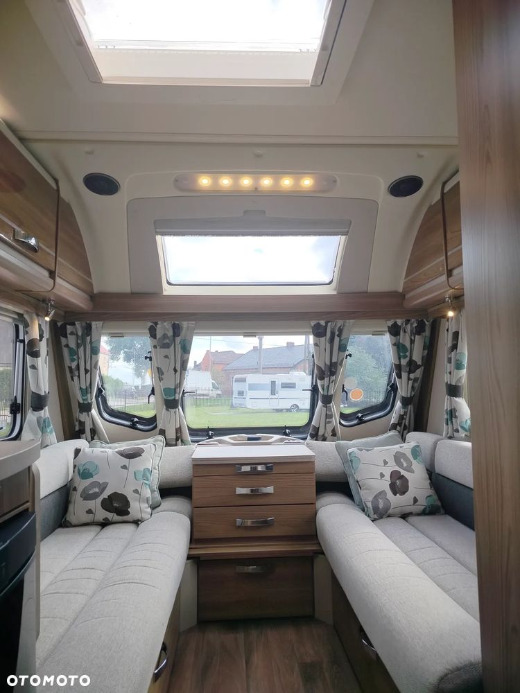 SWIFT Challenger 590 - 16