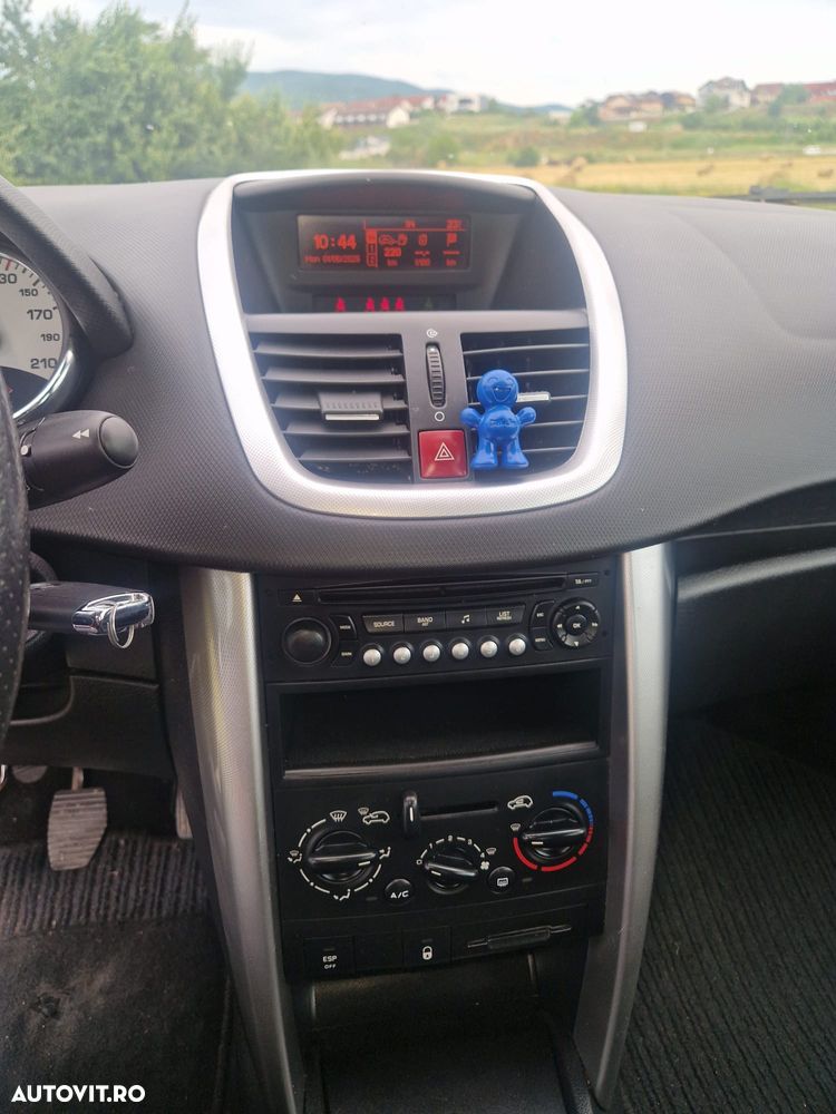 Peugeot 207 1.6E Sport Pack - 7