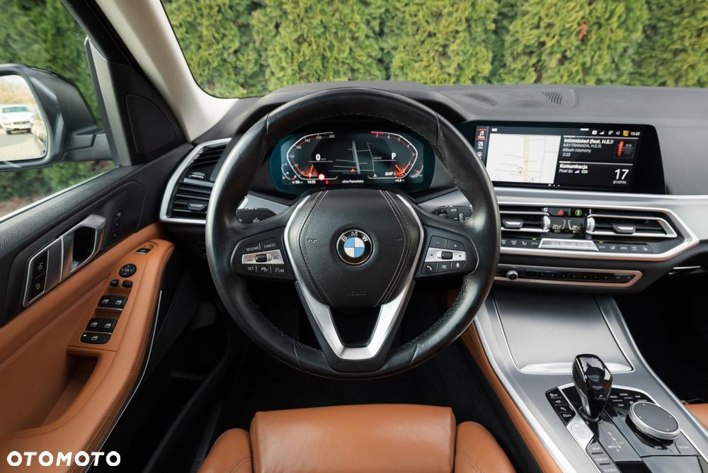 BMW X5 xDrive40i - 11