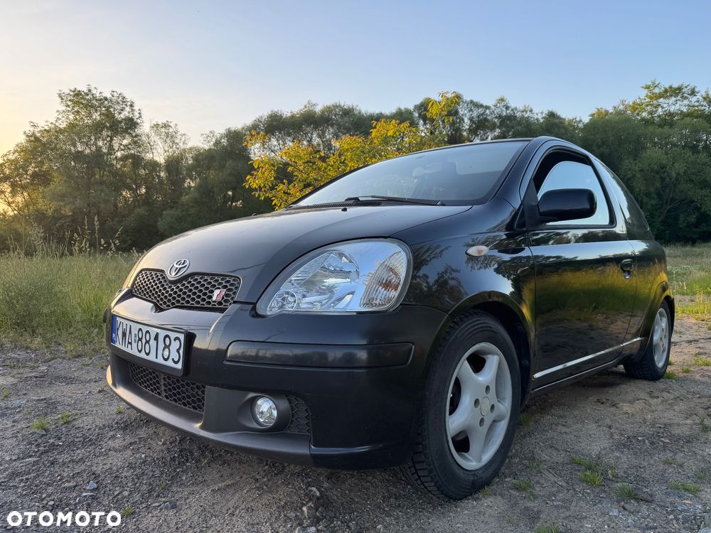Toyota Yaris - 2
