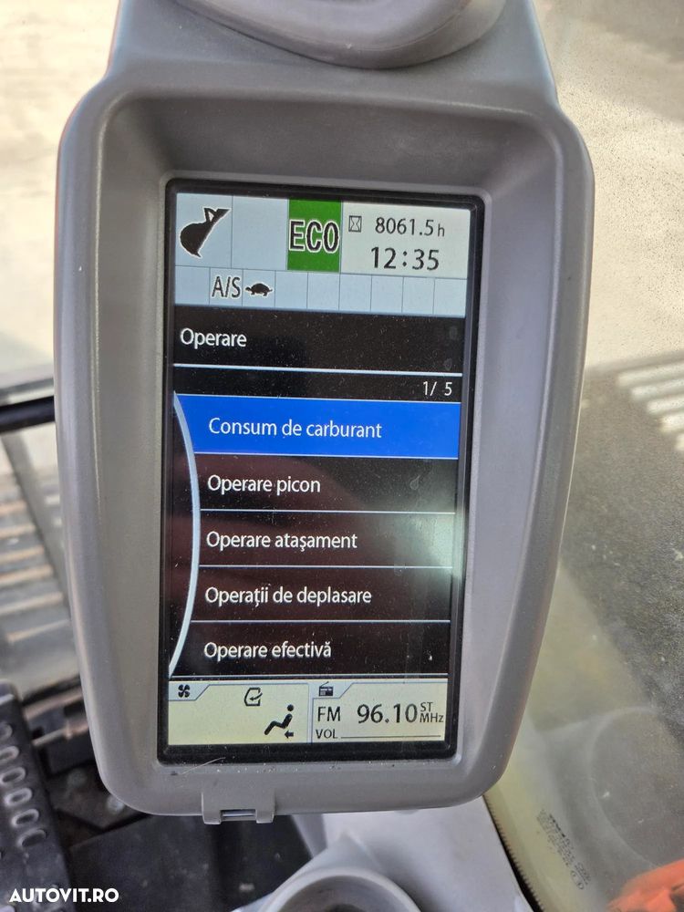 Hitachi ZX350, 2018, 8.061h, cupa noua, Masa operationala 35,6t, Inst hidr pe picon pe brate, inst hidr rotire, gresare automata, senile 90% ok, 3 pompe hidr HITACHI, produs in JAPONIA, Isuzu 282CP, Ad sapare 7,5m, ridica 22t, STARE F BUNA-PROMOTIE 89.900EUR - 10