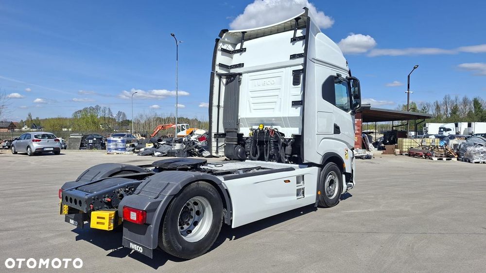 Iveco S-way 490 - 5