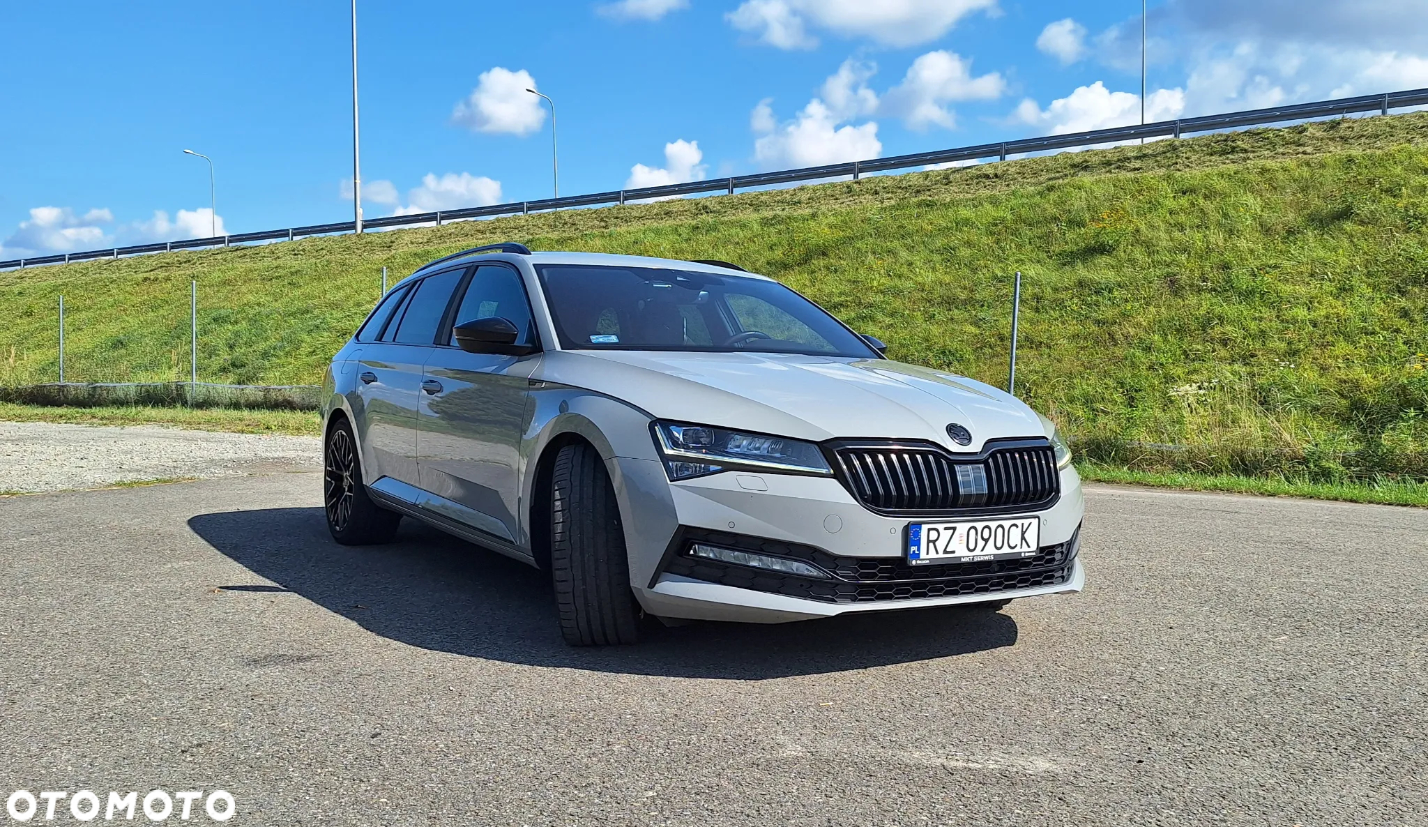 Skoda Superb 2.0 TSI Sportline DSG - 2
