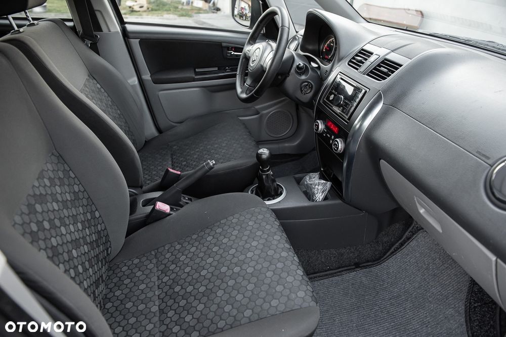 Suzuki SX4 Classic 1.6 VVT 4x4 Style - 22