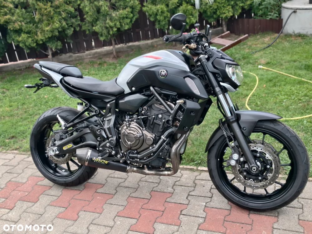 Yamaha MT - 2