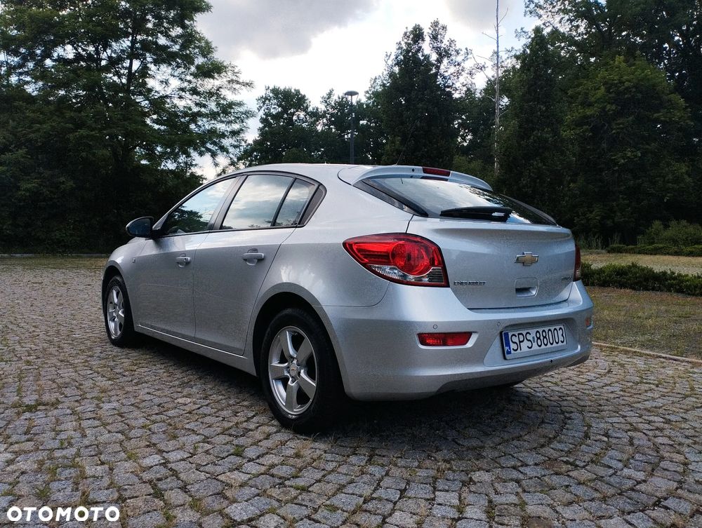 Chevrolet Cruze 1.8 LT+ - 5