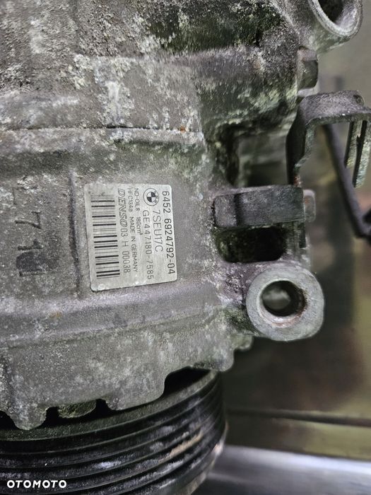 Sprężarka kompresor klimatyzacji BMW E90 E91 - 3