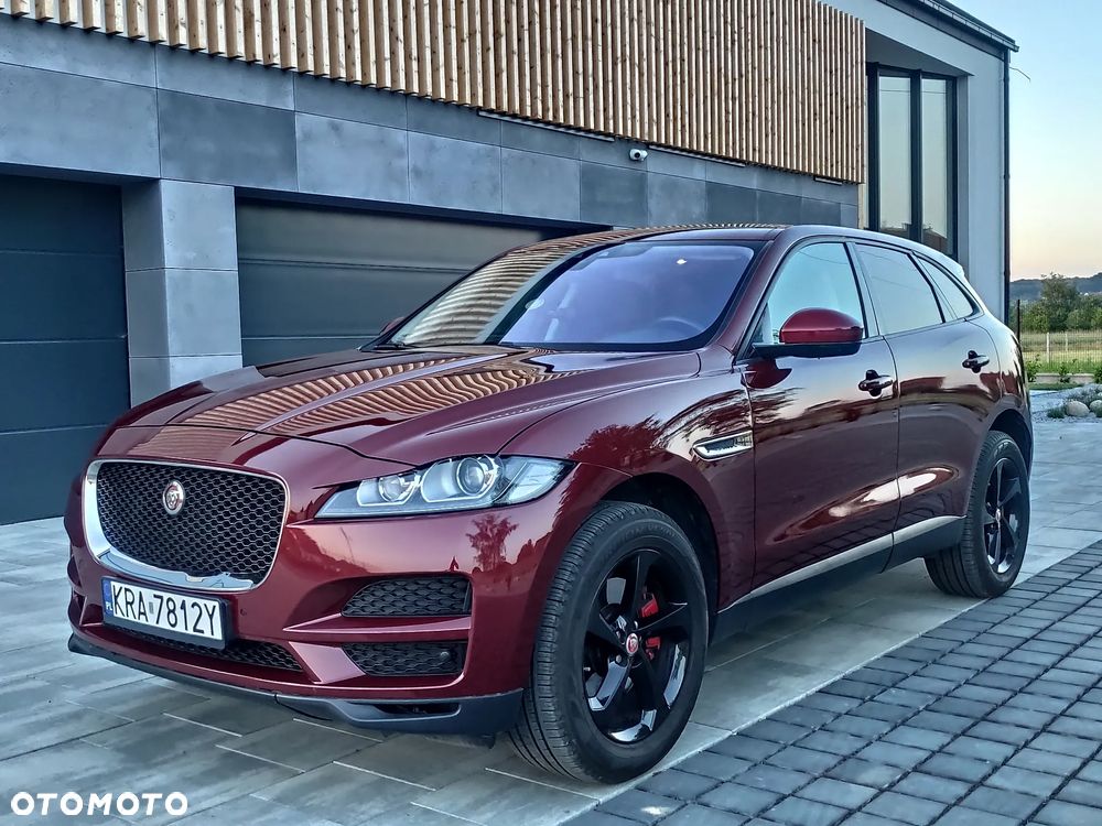 Jaguar F-Pace - 4