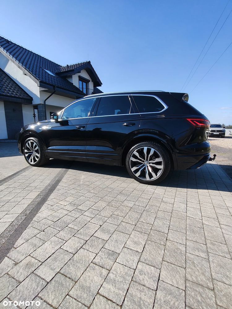 Volkswagen Touareg 3.0 V6 TDI SCR 4Mot R-Line - 4