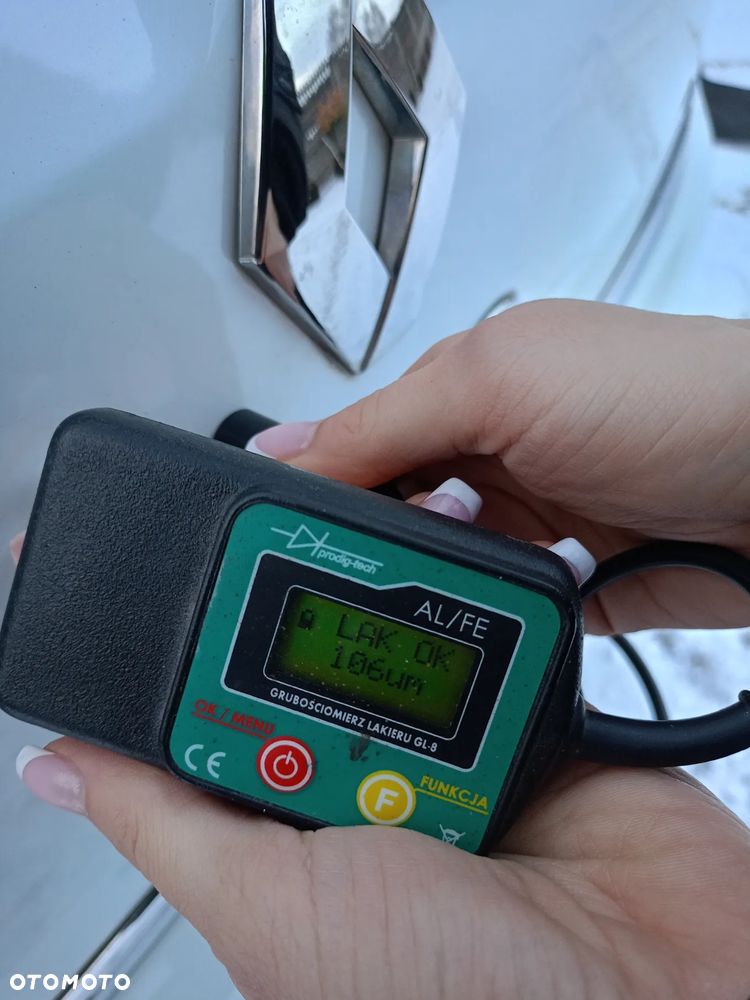 Renault Clio 1.2 16V 75 Limited - 23