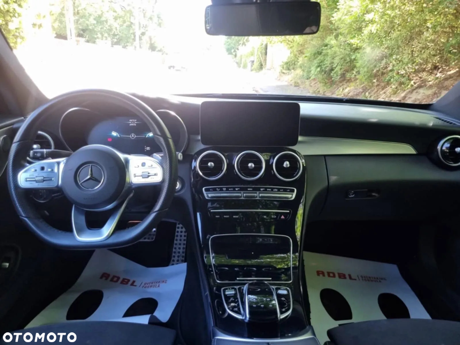 Mercedes-Benz Klasa C 200 9G-TRONIC - 17