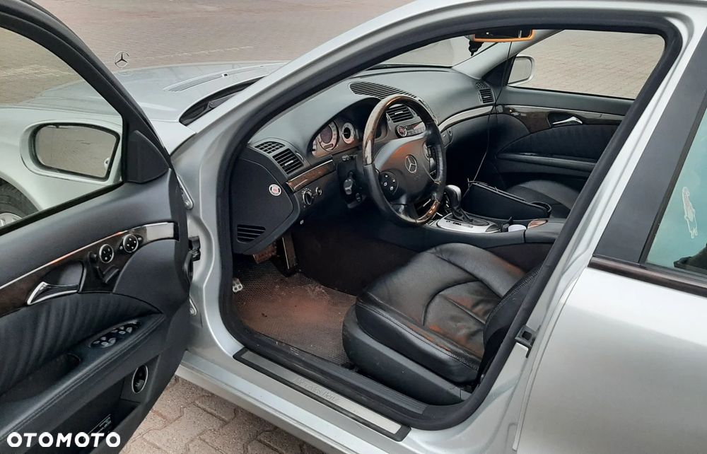 Mercedes-Benz Klasa E - 9