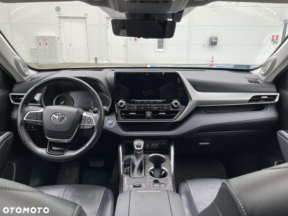 Toyota Highlander - 10