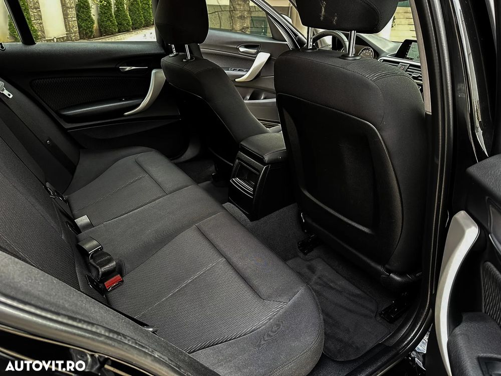 BMW Seria 1 118i Aut. - 12