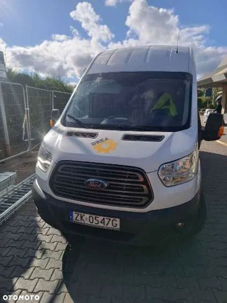 Ford Transit - 1