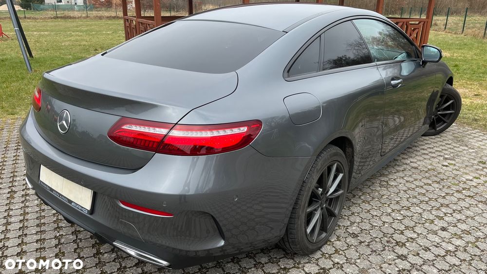 Mercedes-Benz Klasa E 300 d 9G-TRONIC - 8