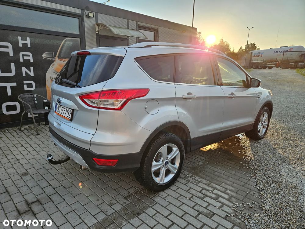 Ford Kuga 2.0 TDCi 4x4 Titanium - 2