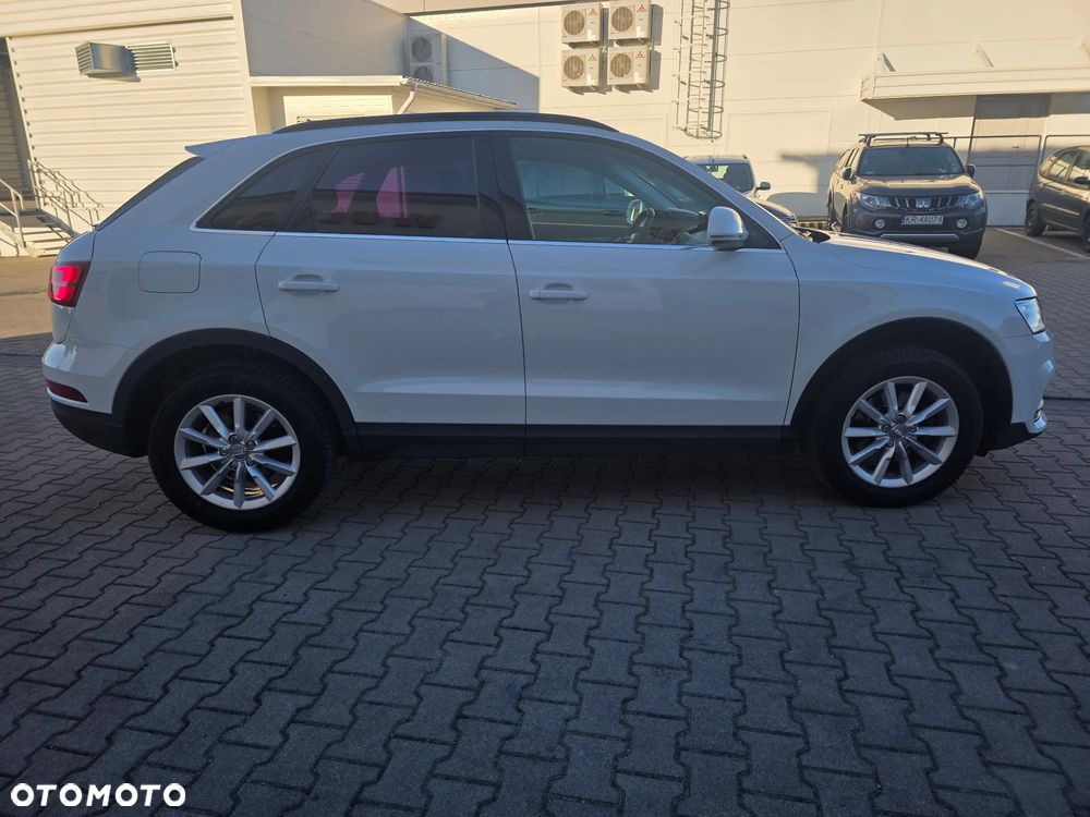 Audi Q3 2.0 TDI S tronic sport - 8