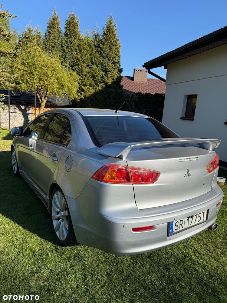 Mitsubishi Lancer - 13