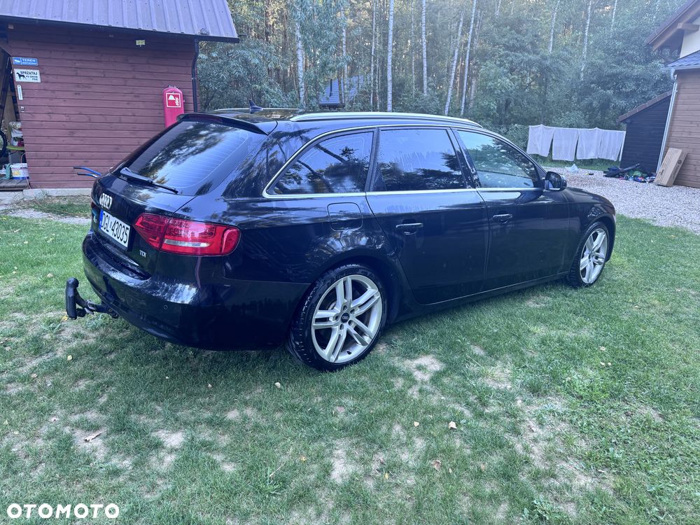 Audi A4 Avant - 4