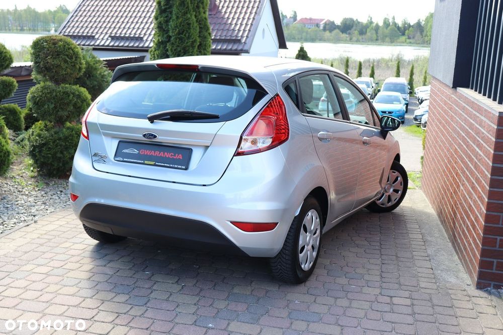 Ford Fiesta - 2